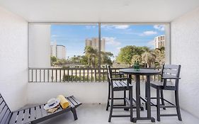 Beach Club 216